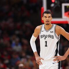 Wembanyama se vuelve tímido