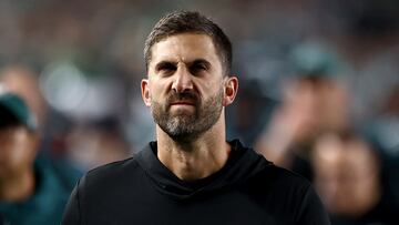 The Eagles lost in stunning fashion to the Falcons in primetime following a questionable decision by Sirianni to throw at 3rd and 3 and he's being berated.