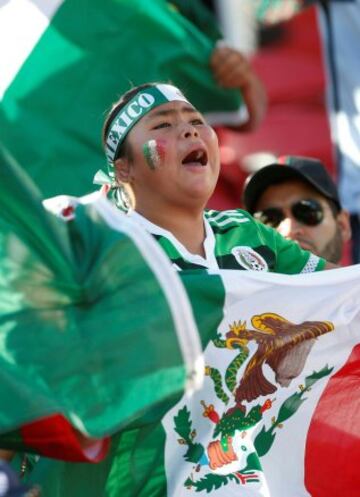 Afición mexicana puso el ambiente en el Levi's Stadium