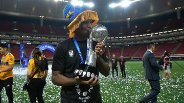 Samir Caetano of Tigres with the Champion Trophy during the game Guadalajara vs Tigres UANL, corresponding to second leg match of great final of the Torneo Clausura 2023 of the Liga BBVA MX, at Akron Stadium, on May 28, 2023.

<br><br>

Samir Caetano de Tigres con el Trofeo de Campeon durante el partido Guadalajara vs Tigres UANL, Correspondiente al partido de Vuelta de la Gran final del Torneo Clausura 2023 de la Liga BBVA MX, en el Estadio Akron, el 28 de Mayo de 2023.