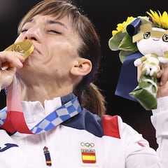 Sánchez y "una manera bonita" de posible retirada en 2022