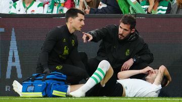 Doctor Dívar, Fran Ruiz e Iñigo Vicente, del Racing.