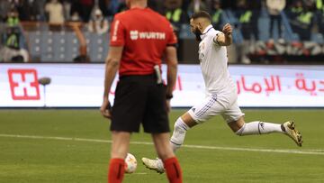 After a 1-1 draw in Riyadh, Real Madrid beat Valencia on penalties to set up a Spanish Super Cup final against either Barcelona or Real Betis.