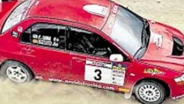 <b>DURA LUCHA. </b>Vidal (Mitsubishi) venció en una emocionante prueba.