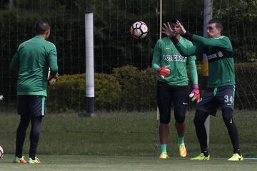 Nacional entrena pensando en el partido ante Barcelona por Copa