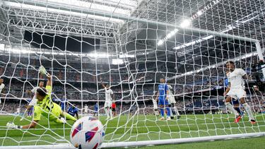 El portero del Getafe, David Soria, no pudo hacer nada en el empate para el Real Madrid de Joselu.