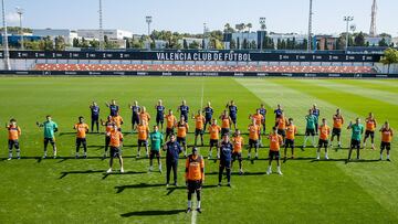 Tuit del Valencia en defensa de Diakhaby.