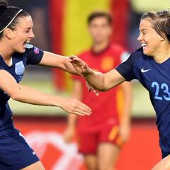 España tropieza ante Inglaterra