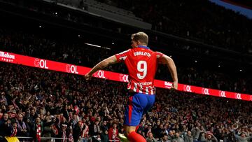 Sortloh celebra su gol ante el Alavés.