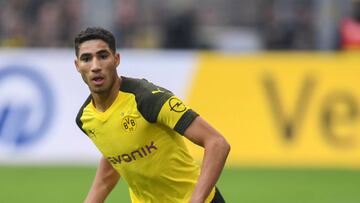 Dortmund's Moroccan defender Achraf Hakimi controls the ball during the German first division Bundesliga football match BVB Borussia Dortmund v Hertha Berlin in Dortmund, western Germany, on October 27, 2018. (Photo by Patrik STOLLARZ / AFP) / RESTRI
