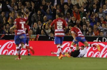 2-0. Mainz derribó a Barragan dentro del área y Dani Parejo anotó el segundo gol desde los once metros.