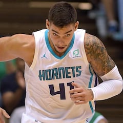 Willy se reivindica y Bridges impresiona en los Hornets
