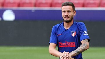 Sa&uacute;l N&iacute;guez durante un entrenamiento del Atl&eacute;tico.