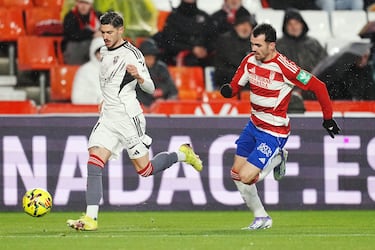 Aprobados y suspensos del Granada: Astralaga salva un triste punto