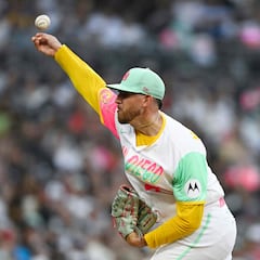 Los Padres pierden a uno de sus mejores lanzadores, al menos por tres semanas