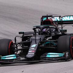Hamilton wins record-equalling sixth Spanish Grand Prix
