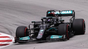 Hamilton wins record-equalling sixth Spanish Grand Prix