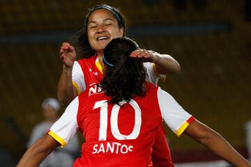 Partidazo en El Campín entre Santa Fe y América de Cali, por las semifinales del fútbol femenino.