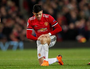 Alexis Sánchez y el Manchester United cayeron por 1-2 en el partido de vuelta de octavos de final ante el Sevilla, y quedó fuera de la Champions League.