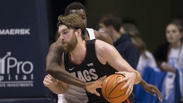 Two of the top programs in college basketball, Kentucky and Gonzaga, signed on for a home-and-home over the next two years. Game one is in November.