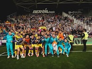 Celebración de la victoria del Real Valladolid en Burgos.