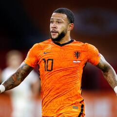 A Koeman le faltan piezas