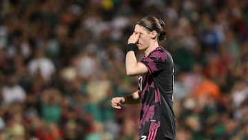 Marcelo Flores of Mexico during the game Mexico National Team (Mexican National Team) vs Surinam, corresponding to Group A of League A of the CONCACAF Nations League 2022-2023, at TSM Corona Stadium, on June 11, 2022.
<br><br>
Marcelo Flores falla su pelanti de Mexico durante el partido Mexico (Seleccion Nacional Mexicana) vs Surinam, correspondiente al Grupo A de la Liga A de la Liga de Naciones CONCACAF 2022-2023, en el Estadio TSM Corona, el 11 de Junio de 2022.