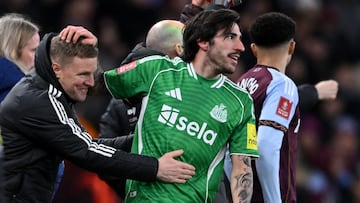 Newcastle triumph over ten-man Villa