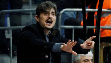 El due?o del Panathinaikos, contra los ¨¢rbitros de la Euroliga: "S¨¦ que hab¨¦is apostado dinero"