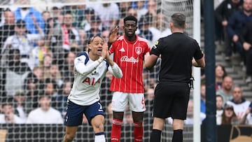 Spurs fall at home to Nottingham Forest, who leapfrog them in the table behind goals from Igor Jesus, Gibbs-White and Awoniyi. Full-blown crisis.