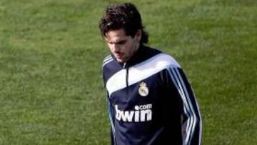 Gago le suplica al Madrid que le deje irse a otro equipo