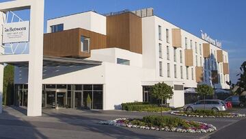 Las dos selecciones se alojan en el In Between de Lublin, por lo que se cruzarán por los pasillos durante las 48 horas anteriores al duelo en el campo.