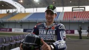 Lorenzo comanda el ataque Yamaha en los primeros libres