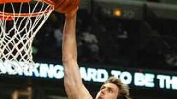 <b>15 PUNTOS EN 33 MINUTOS.</b> El argentino fue de lo mejor de los Chicago Bulls ante los Hornets.