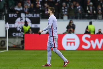 Gerard Piqué fue sustituido por lesión en el minuto 22.