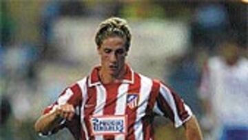 <B>JÓVENES, PERO YA ESTRELLAS. Esta noche se enfrentarán dos de los jugadores con más proyección del fútbol mundial. Fernando Torres (19 años) y Pablo Aimar (23 años).