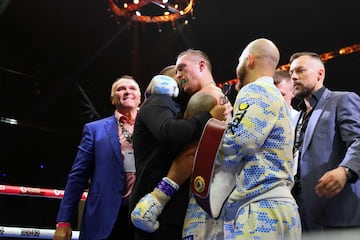 Ukraine's Oleksandr Usyk celebrates his victory over Britain's Tyson Fury.