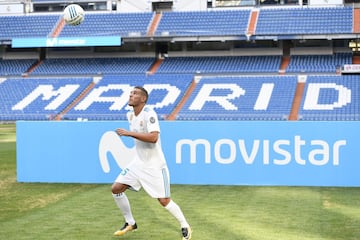 Theo Hernández's Real Madrid unveiling in pictures