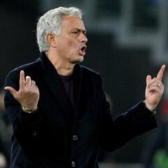 El Besiktas quiere a Mourinho, Mario Hermoso y Di María