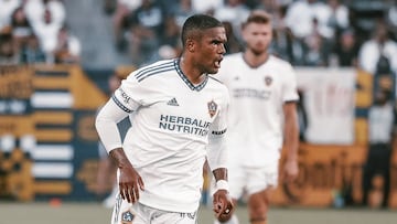 Douglas Costa ficha por el Sydney FC