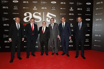 Antonio Caño, Juan Luis Cebrián, Alfredo Relaño, Manuel Polanco, Manuel Mirat y Juan Cantón. 
 