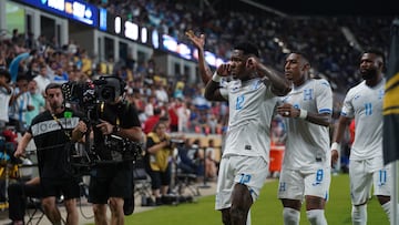 Honduras aplasta a El Salvador: Reinaldo Rueda supera al Bolillo Gómez