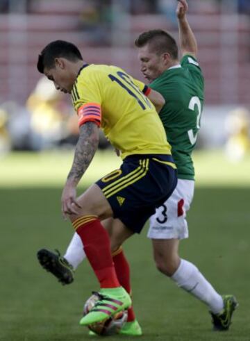 James cambia los pitos del Bernabéu por partidazo en La Paz