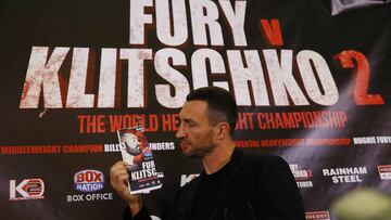 Fury 'planta' a Klitschko y aplaza por segunda vez su pelea