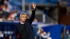 Fran Escriba of Elche CF gestures during the Spanish league, La Liga, football match between Deportivo Alaves and Elche CF at Mendizorrotza on 26 of October, 2021 in Vitoria, Spain.
 AFP7 
 26/10/2021 ONLY FOR USE IN SPAIN