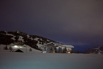 Situada en pleno corazón de los Alpes Suizos, la cabaña se ha convertido en un auténtico fenomeno viral en Instagram.