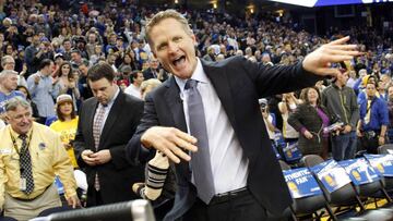 Steve Kerr, durante un partido de la NBA de los Golden State Warriors