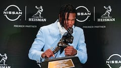 Travis Hunter stars in hilarious new Heisman House spot