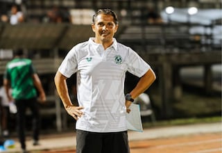 Un DT chileno en Belice: “El club juega copas internacionales y no hay problemas económicos”