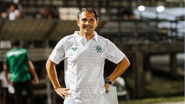 Un DT chileno en Belice: “El club juega copas internacionales y no hay problemas económicos”